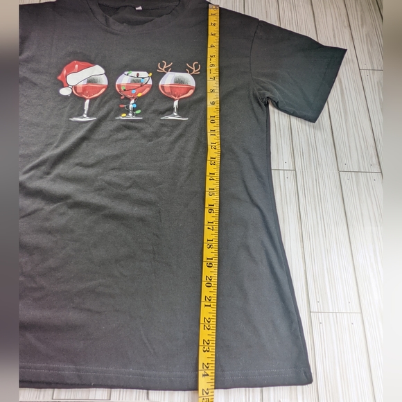 Wine Not Merry Christmas Short Sleeve Tee in Black and Red Size Medium - Picture 10 of 11